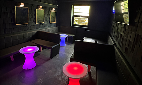 Sitzlounge der Diskothek M2